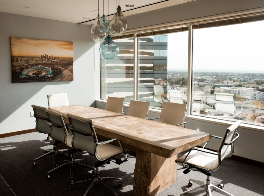 Office furniture in Bardoli - desks and workstations by Swastik Furniture